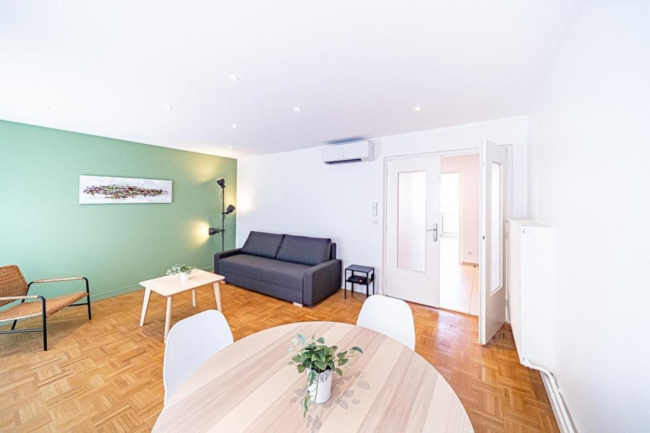 Le Pressense 4 Pers Balcon-Metro Republique Apartamento Villeurbanne Exterior foto
